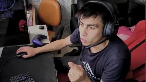 esteban y heidy online show from December 13, 7:53 pm