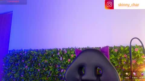 Esteban independent model online show from October 13, 4:51 pm