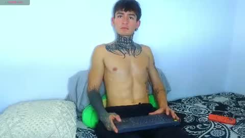 Esteban independent model online show from July 24, 6:39 pm