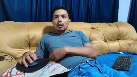 Esteban online show from February 28, 3:07 am