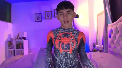 Esteban online show from November 15, 11:18 am