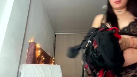 estefa1 online show from April 25, 5:54 am