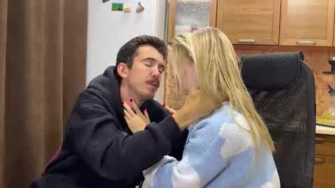 Ester online show from September 29, 6:02 pm