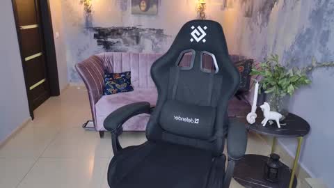 Snapshot of esterhernandes chatting on March 9, 5:11 am kelt0901 - my channel in telegra online show from March 9, 5:11 am