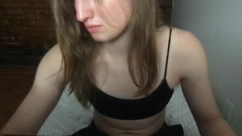 Snapshot of esthergreyplus chatting on August 7, 3:58 pm Esther Grey online show from August 7, 3:58 pm