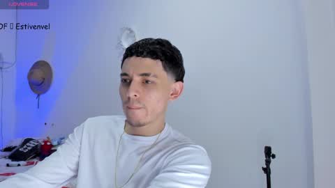 estivenvel online show from February 27, 2:32 pm