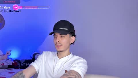 estivenvel online show from March 11, 3:23 pm