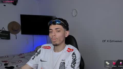 estivenvel online show from October 7, 4:48 pm