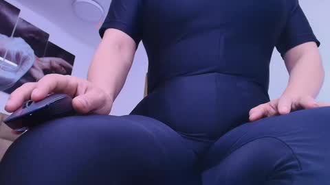 Snapshot of estrella_hanks_ chatting on February 24, 11:54 am Estrella online show from February 24, 11:54 am