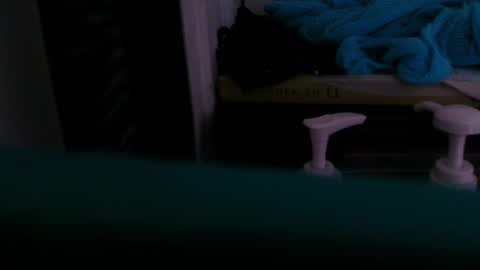 Snapshot of estrella_hanks_ chatting on October 4, 11:52 am Estrella online show from October 4, 11:52 am