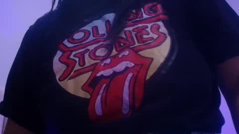 Snapshot of estrella_hanks_ chatting on November 21, 11:53 am Estrella online show from November 21, 11:53 am