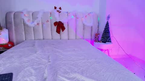 Estrella online show from December 16, 11:59 am