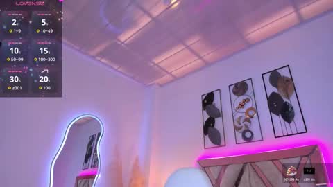 Estrella  online show from February 13, 2:02 pm