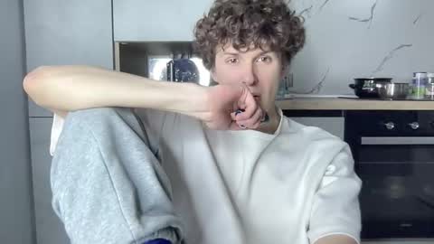 Alex online show from February 25, 11:31 am