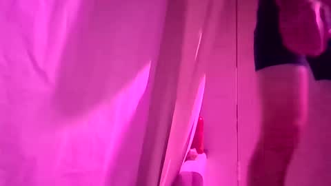 et528007 online show from September 27, 10:31 am