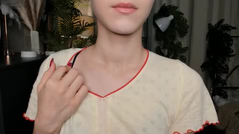 Snapshot of eternity_cuite chatting on September 20, 5:41 am Natalie online show from September 20, 5:41 am