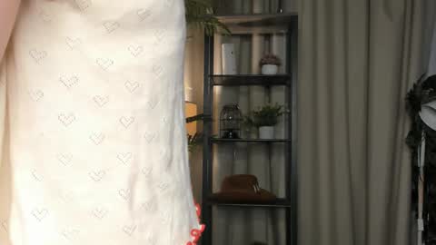 Snapshot of eternity_cuite chatting on November 14, 5:39 am Natalie online show from November 14, 5:39 am