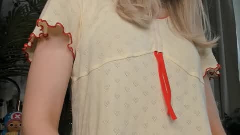 Natalie online show from March 22, 5:55 am