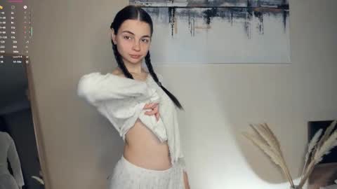 Mary online show from December 16, 7:35 am