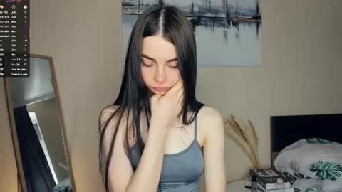 Snapshot of eternity_is_endless chatting on June 12, 7:51 am Mary online show from June 12, 7:51 am