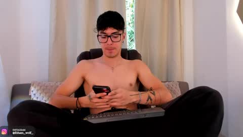 Snapshot of etham_wolf1 chatting on April 29, 4:55 pm etham_wolf1 online show from April 29, 4:55 pm