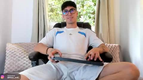Snapshot of etham_wolf1 chatting on May 19, 6:03 pm etham_wolf1 online show from May 19, 6:03 pm