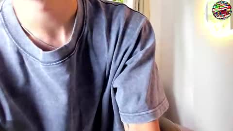 Snapshot of etham_wolf1 chatting on June 13, 5:33 pm etham_wolf1 online show from June 13, 5:33 pm