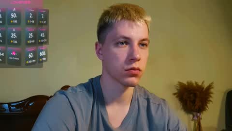 Ethan online show from April 4, 1:59 am