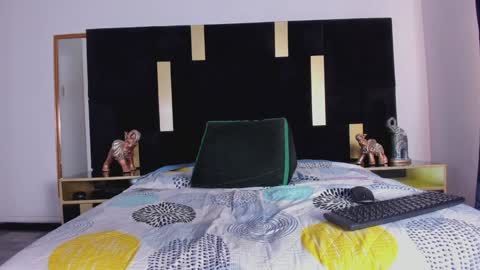 Ethan online show from January 29, 7:43 pm