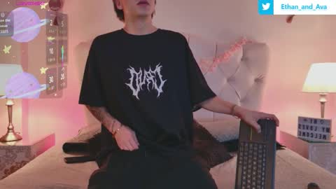 Snapshot of ethan_and_ava chatting on September 24, 2:48 am ethan and ava online show from September 24, 2:48 am