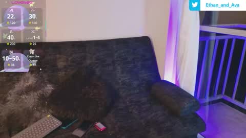 Snapshot of ethan_and_ava chatting on November 9, 2:21 am ethan and ava online show from November 9, 2:21 am