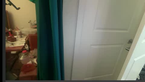 Snapshot of ethan_astrid chatting on May 21, 9:27 am Bustedpussy online show from May 21, 9:27 am