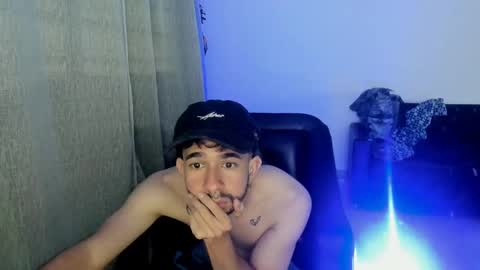 Snapshot of ethan_col chatting on September 8, 5:34 pm ethan_col online show from September 8, 5:34 pm