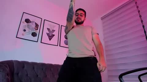 ethan_greacee online show from February 20, 12:05 pm