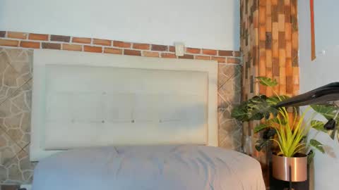 ethan helmut online show from December 23, 5:39 am