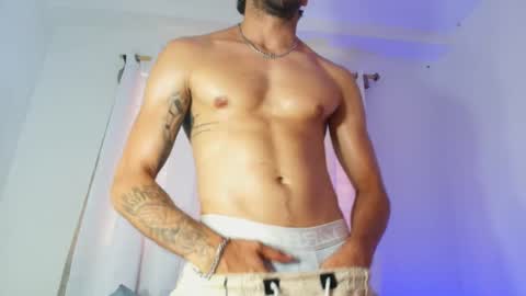 Ethan Muller online show from April 22, 8:43 pm