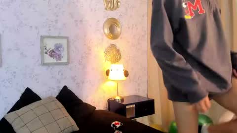 Ethan online show from March 18, 11:35 am