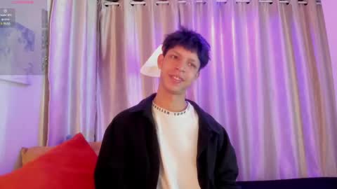 Ethan online show from April 22, 11:34 am