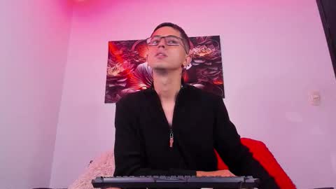 ETHAN SAI online show from November 10, 5:17 am