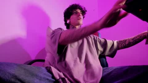 Ethan sykes online show from September 21, 3:19 am