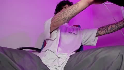 Ethan sykes online show from October 11, 3:28 am