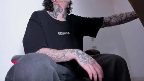 Ethan sykes online show from April 14, 7:36 am