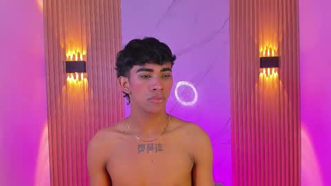 ethan_thouse online show from November 29, 8:01 pm