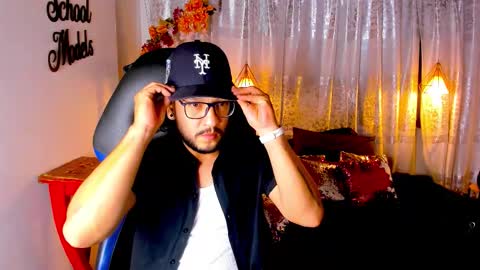 Snapshot of ethan_w7 chatting on October 13, 8:09 pm ethan w7 online show from October 13, 8:09 pm