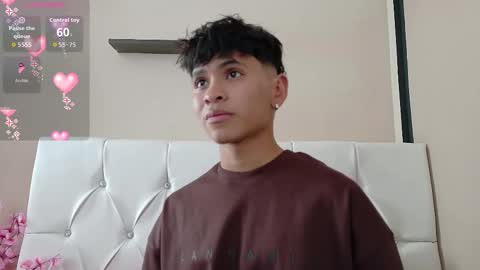 Ethan online show from October 27, 8:57 pm