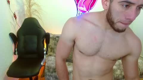 ethanblaze_ online show from November 12, 11:32 am