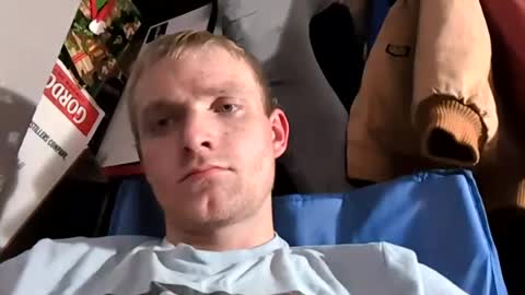 ethanbmx2001 online show from July 27, 1:29 pm