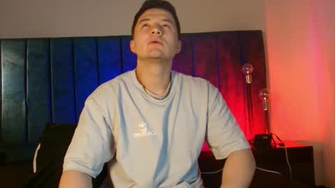 ethanconnor_ online show from February 26, 11:31 am