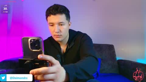 ethanconnor_ online show from March 6, 12:01 pm