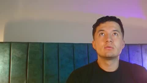 ethanconnor_ online show from March 25, 12:11 pm